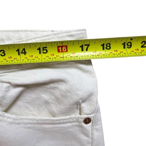 Zara White Distressed Denim Jeans Size 10 (EUR 42) Ripped Knees Casual - Picture 4 of 5